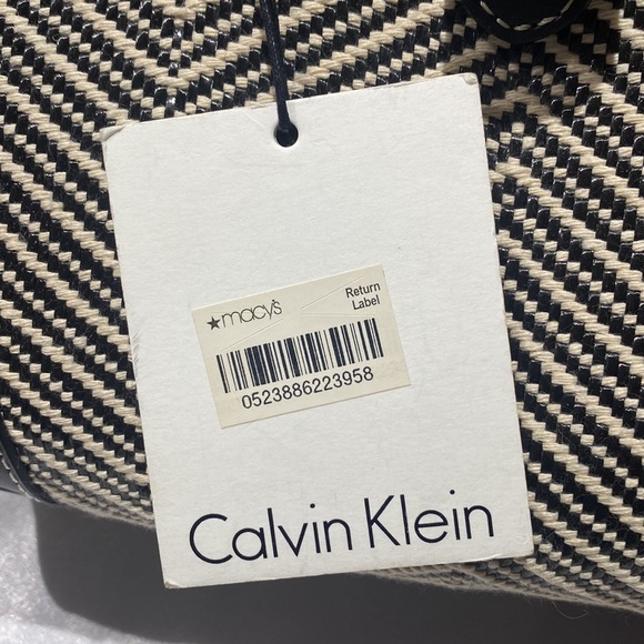 Calvin Klein black white chevron handbag NWT - Picture 11 of 11